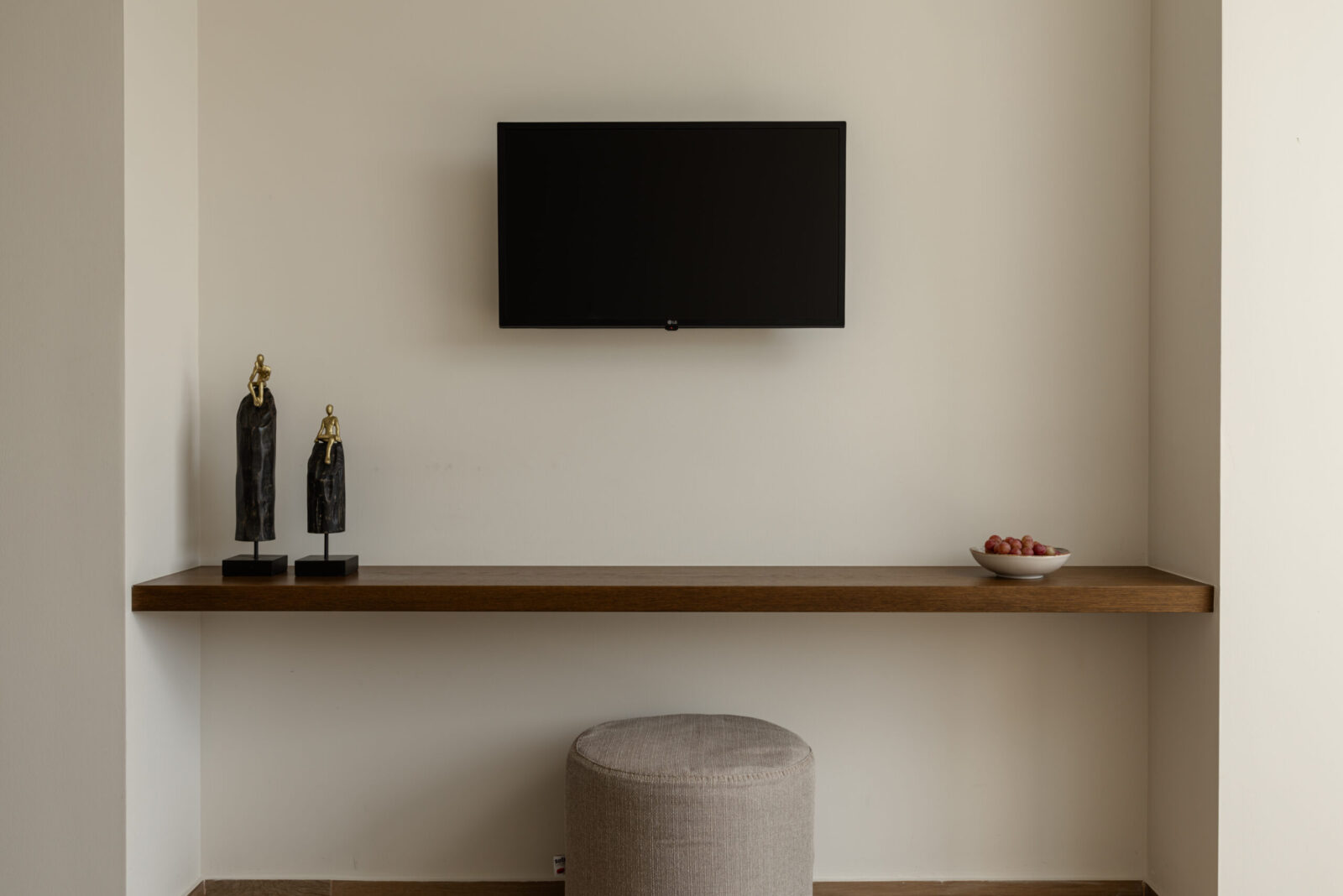 TV AT BEDROOM OF AERIAL VILLA